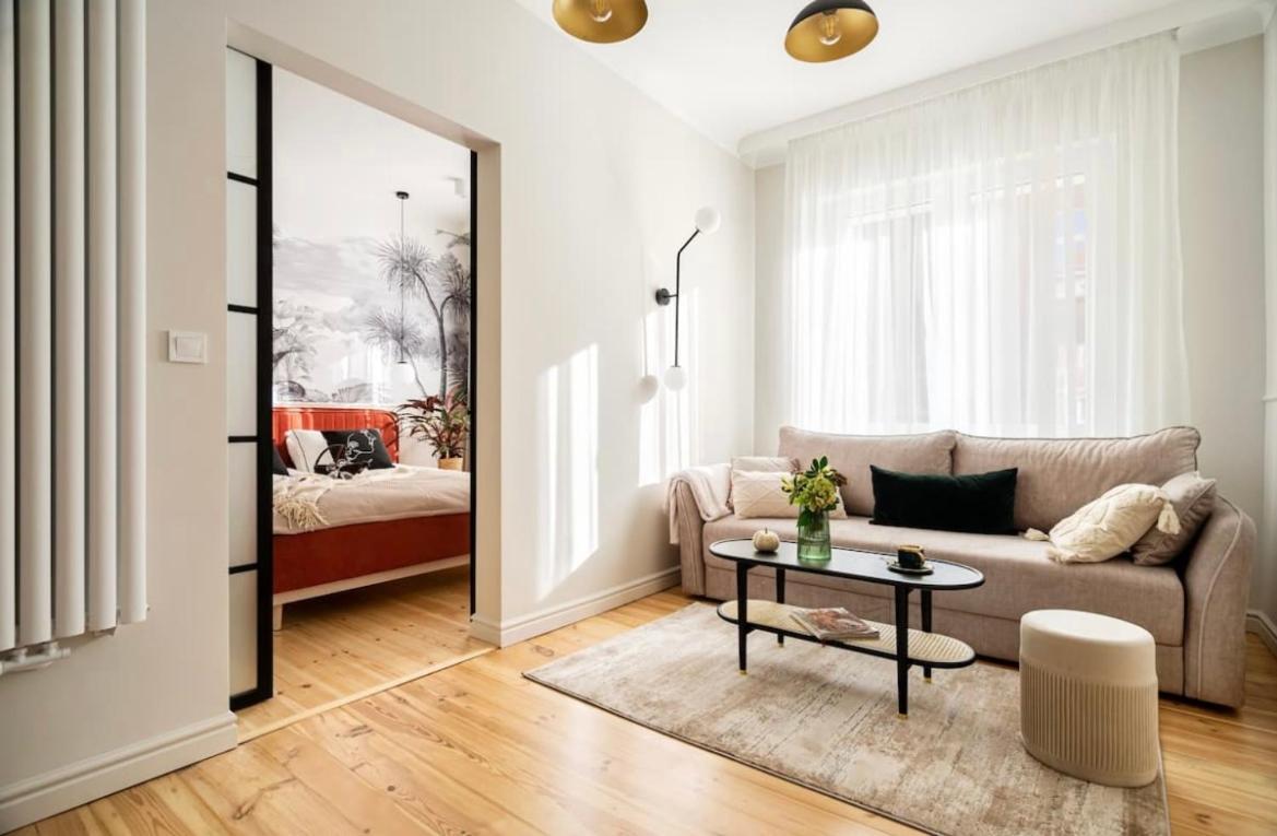 Boutique 2 Room Apartment In Center Of שצ'צ'ין מראה חיצוני תמונה